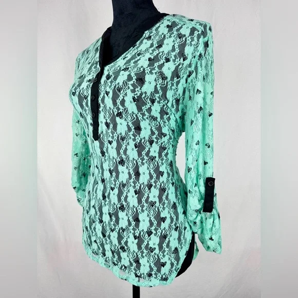 No Boundaries Mint Green Lace Long Sleeve Top with Black Roll Tab Sleeves - Picture 3 of 6